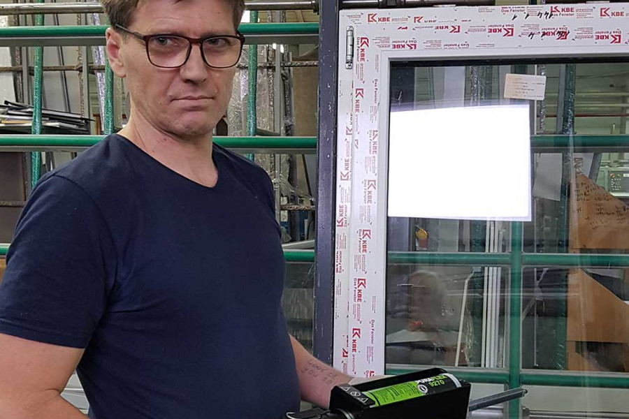Вклейка стеклопакета в створку - 1658607206 Вклейка стеклопакета в створку - 378220516