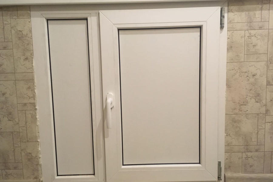 Холодильник под окном пластиковый - 1959526024