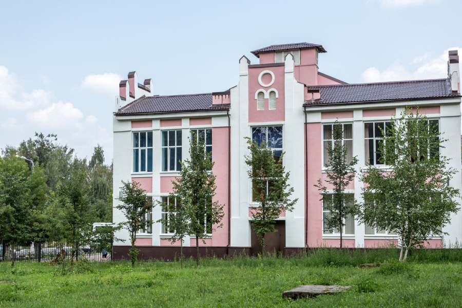 Здание школы-лицея №2  - 294574070