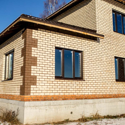 Остекление домов и коттеджей: выбираем цвет окон - 1039090979