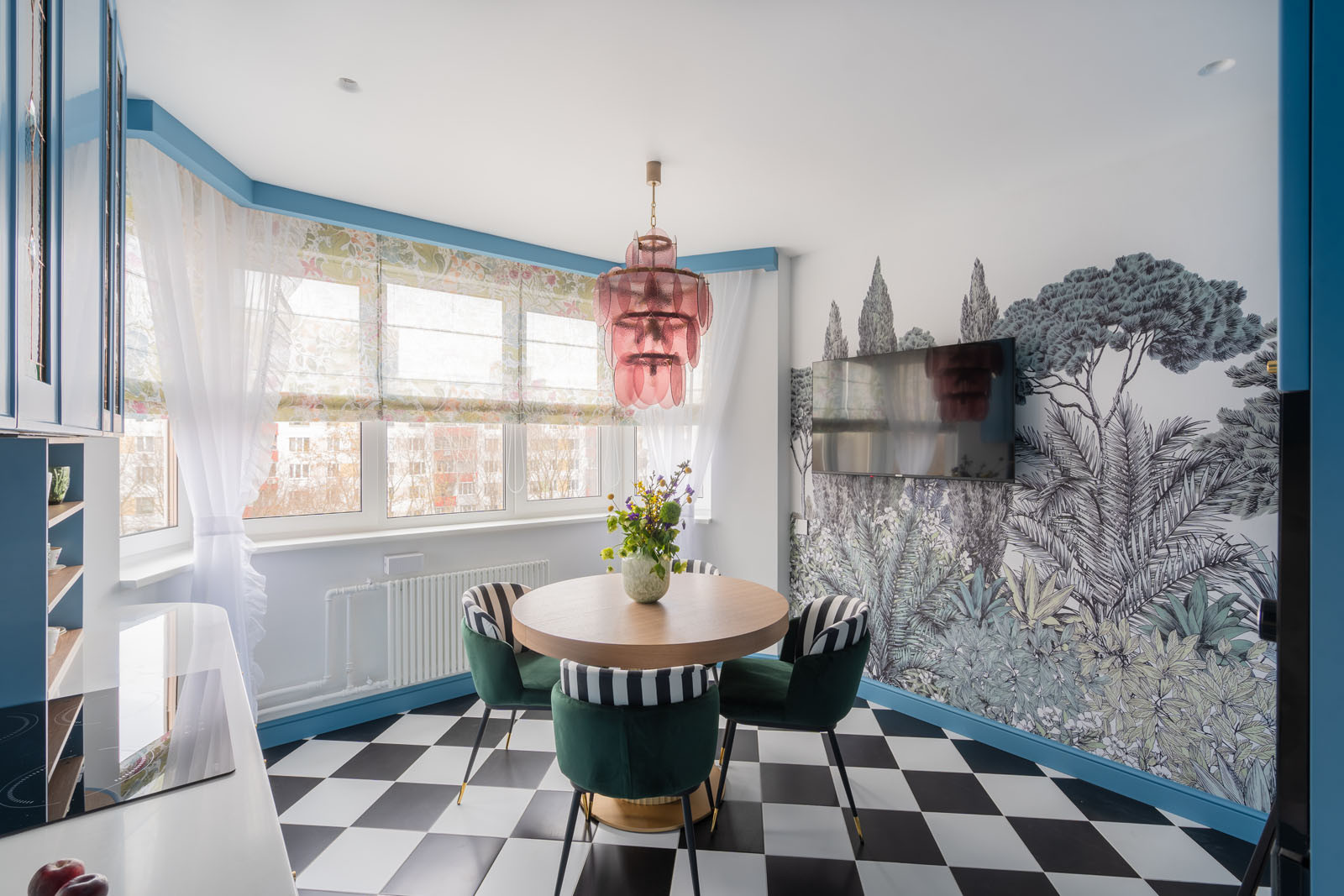 Кухня с фреской и витражами ("Квартирный вопрос" № 934) - 947344024