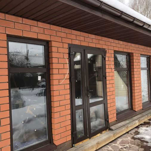 Сколько стоит пластиковая балконная дверь? - 894671149