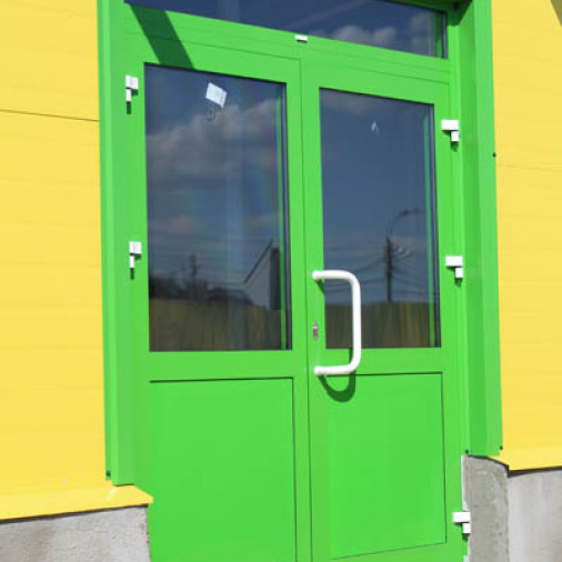 Двери из теплого алюминия: плюсы и минусы - 1619681423