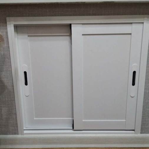 Зимний холодильник под окном - 1498457841