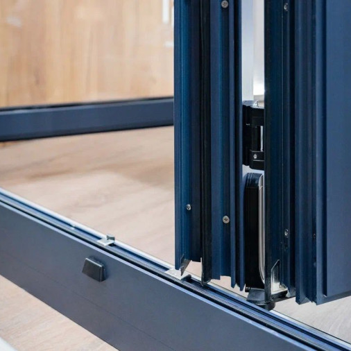 Складная дверь–гармошка Alumark с фурнитурой Roto Patio Fold - 109144130