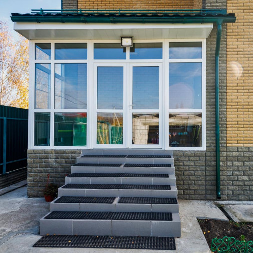 Как заказать пластиковые окна и остекление крыльца в Грибанино? - 947328483