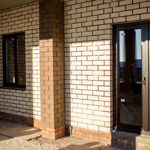 Пластиковая входная дверь в дом - 1563916775