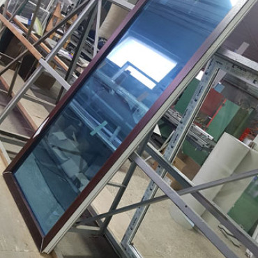 Остекление зимней террасы. Тонирующая пленка темно-синего цвета - 640246230