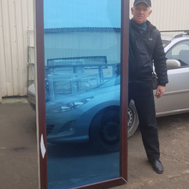 Остекление зимней террасы. Тонирующая пленка темно-синего цвета - 1004595081