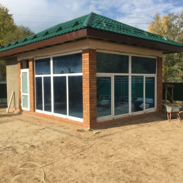 Остекление зимней террасы. Тонирующая пленка темно-синего цвета - 1046411330